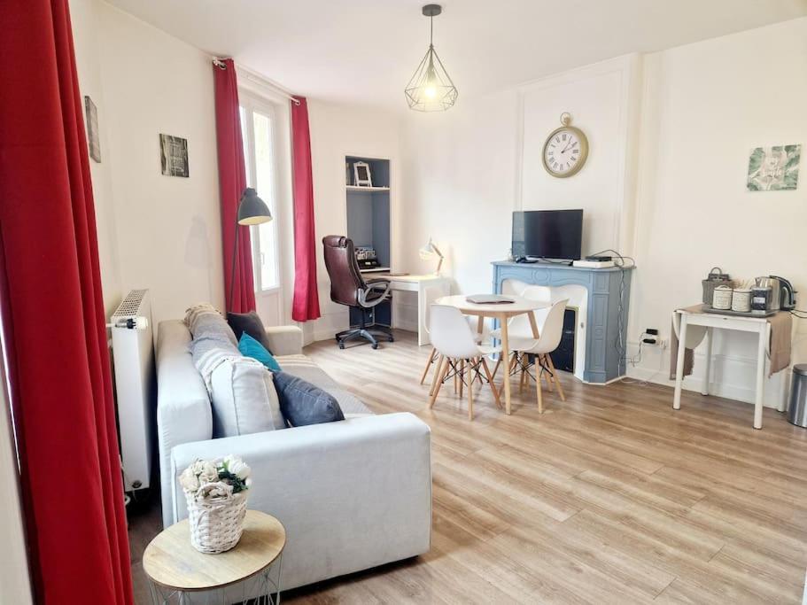 Fregate Apartment แชร์บูร์ก อ็อง กงต็องแต็ง ภายนอก รูปภาพ